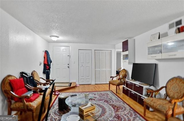 814 Seasons Parkway, Norcross, GA 30093