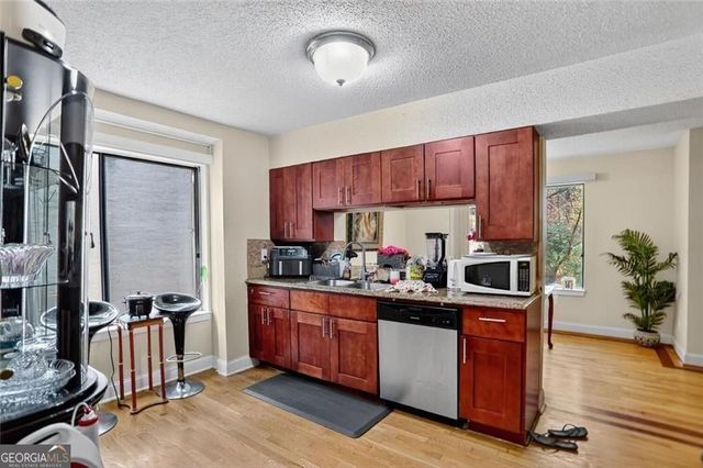 814 Seasons Parkway, Norcross, GA 30093