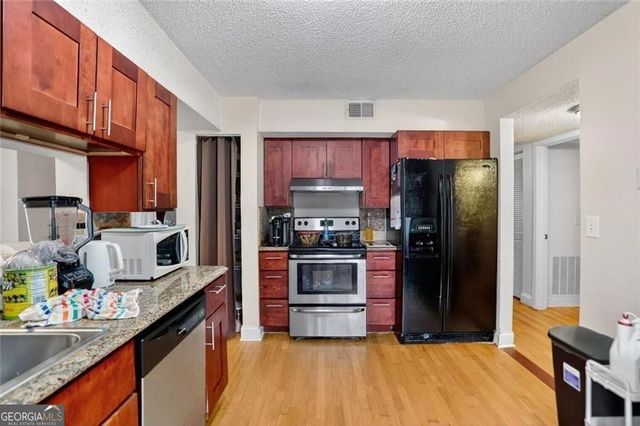 814 Seasons Parkway, Norcross, GA 30093