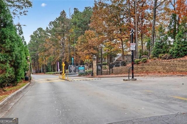 814 Seasons Parkway, Norcross, GA 30093