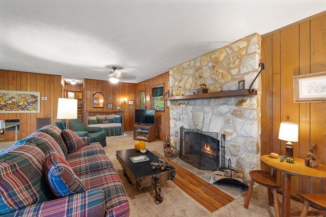 283 River Bend Lane, Blue Ridge, GA 30513