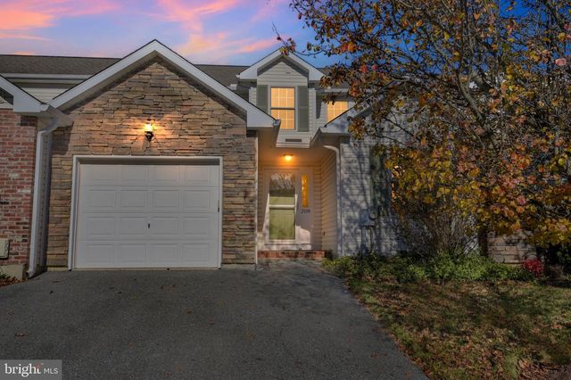 208 HOYER CT, Wilmington, DE 19803