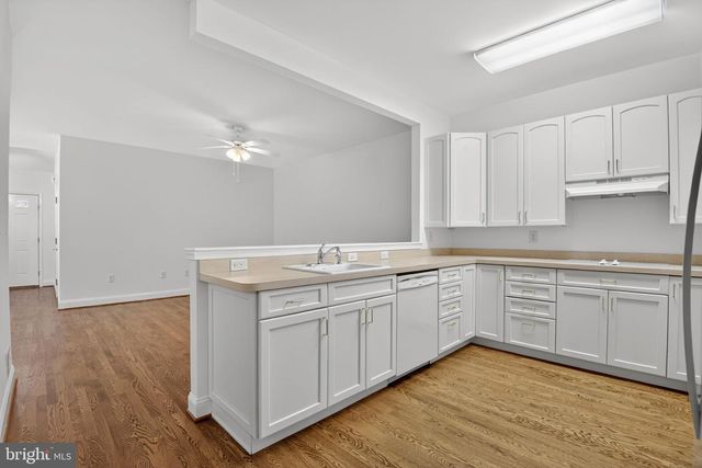 208 HOYER CT, Wilmington, DE 19803