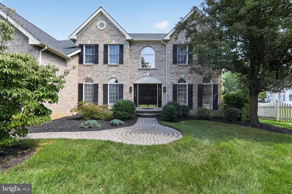 19 ANNESLEY DR, GLEN MILLS, PA 19342 — photo 4