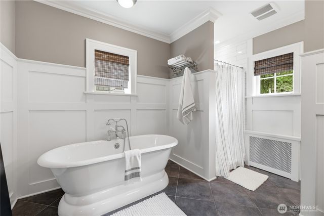 3127 Broadway E, Seattle, WA 98102