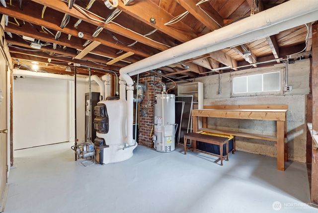 3127 Broadway E, Seattle, WA 98102