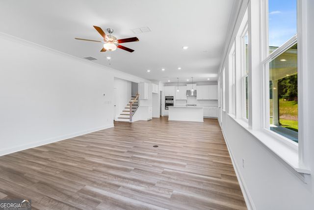 8685 Chesford Grove, Ball Ground, GA 30107