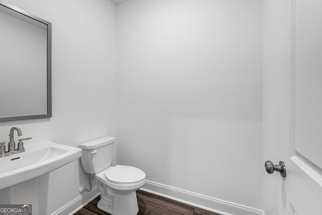 8685 Chesford Grove, Ball Ground, GA 30107
