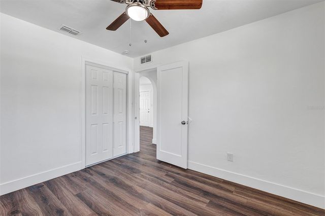2027 30TH AVENUE N TOP UNIT, St Petersburg, FL 33713