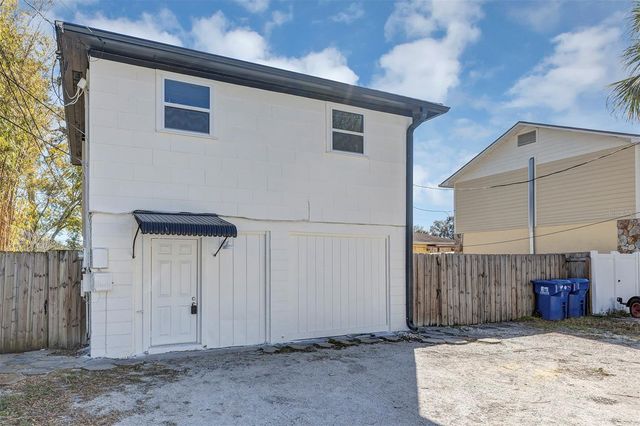 2027 30TH AVENUE N TOP UNIT, St Petersburg, FL 33713