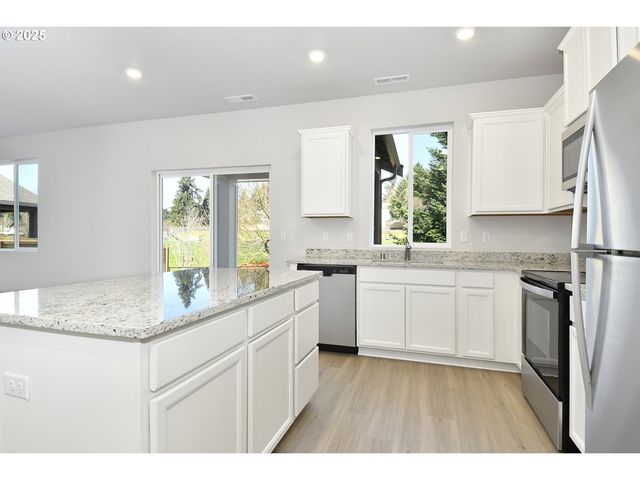 5325 Ne 69TH Cir, Vancouver, WA 98661