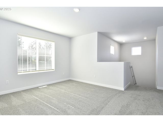 5325 Ne 69TH Cir, Vancouver, WA 98661