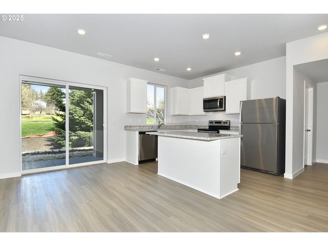 5325 Ne 69TH Cir, Vancouver, WA 98661