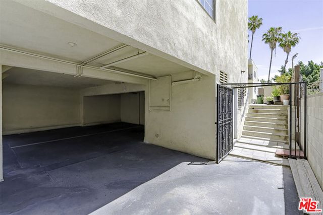 741 S Hobart Boulevard 13, Los Angeles, CA 90005