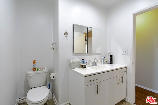 741 S Hobart Boulevard 13, Los Angeles, CA 90005