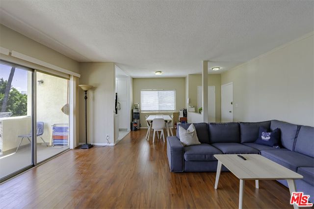 741 S Hobart Boulevard 13, Los Angeles, CA 90005