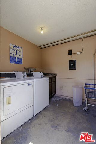 741 S Hobart Boulevard 13, Los Angeles, CA 90005