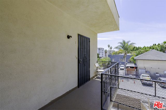 741 S Hobart Boulevard 13, Los Angeles, CA 90005