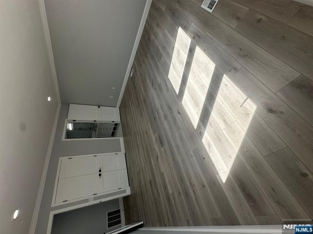 44 Southerland Drive, Mahwah, NJ 07430