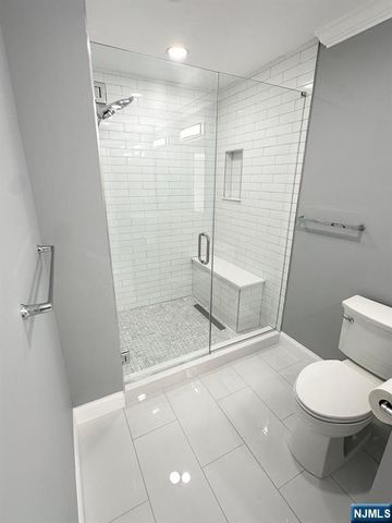 44 Southerland Drive, Mahwah, NJ 07430