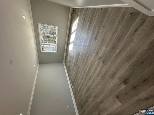 44 Southerland Drive, Mahwah, NJ 07430