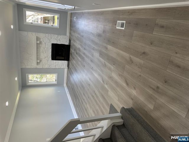 44 Southerland Drive, Mahwah, NJ 07430
