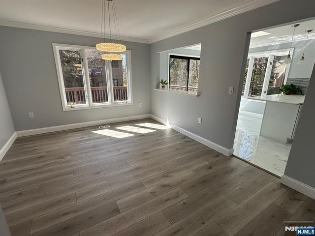 44 Southerland Drive, Mahwah, NJ 07430