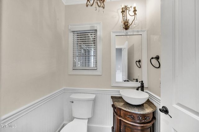 301 Sunset Ridge Court, Johnson City, TN 37601