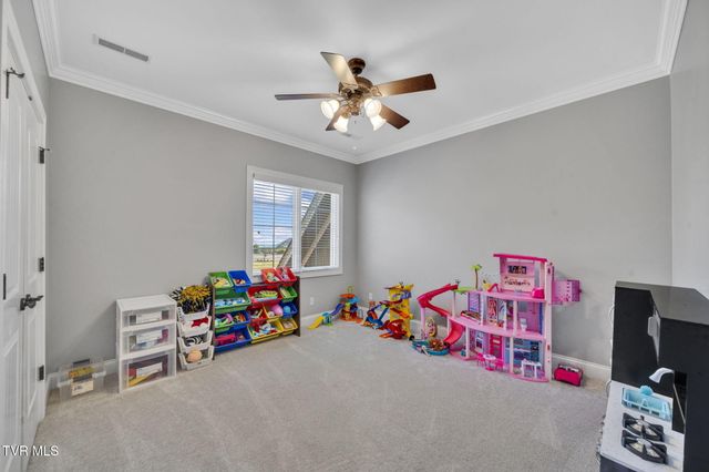 301 Sunset Ridge Court, Johnson City, TN 37601