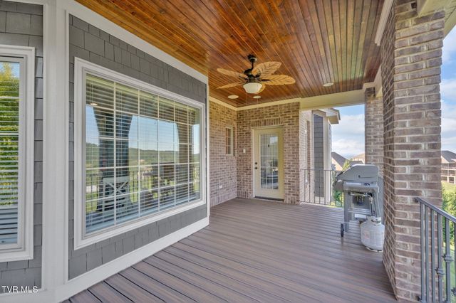 301 Sunset Ridge Court, Johnson City, TN 37601