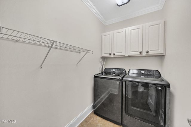 301 Sunset Ridge Court, Johnson City, TN 37601