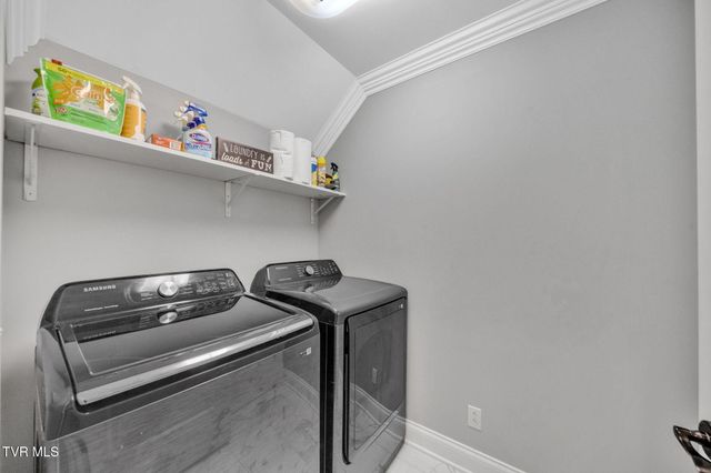 301 Sunset Ridge Court, Johnson City, TN 37601