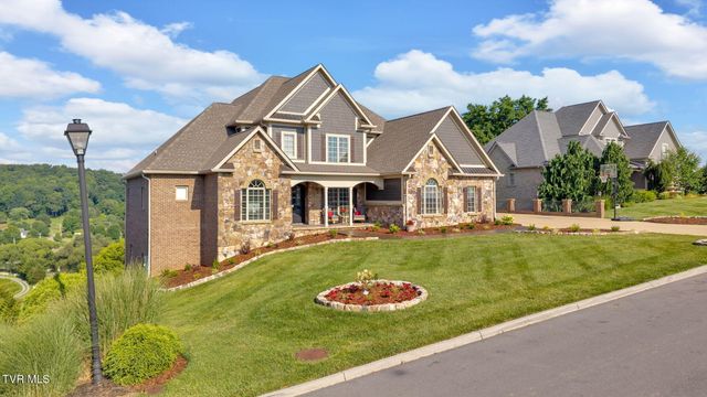 301 Sunset Ridge Court, Johnson City, TN 37601