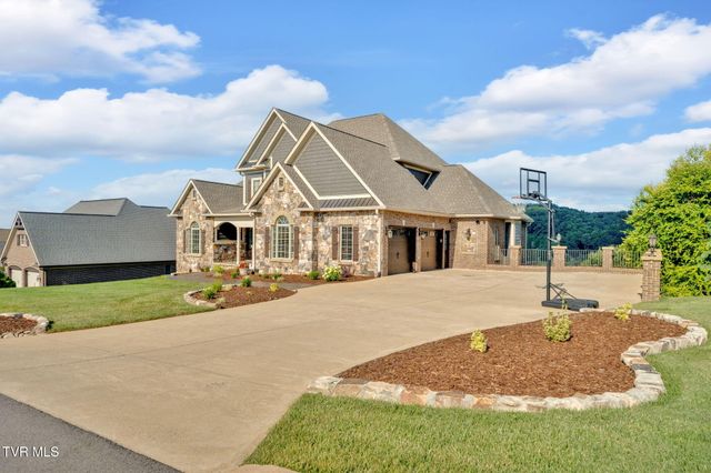 301 Sunset Ridge Court, Johnson City, TN 37601