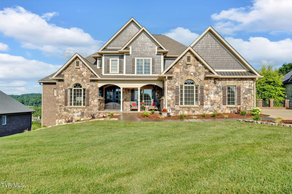 301 Sunset Ridge Court, Johnson City, TN 37601
