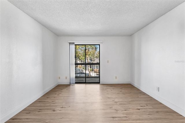 2060 CASCADES BOULEVARD 202, Kissimmee, FL 34741