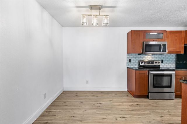 2060 CASCADES BOULEVARD 202, Kissimmee, FL 34741