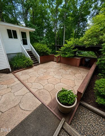 330 Cherrylaurel Drive, Youngsville, NC 27596