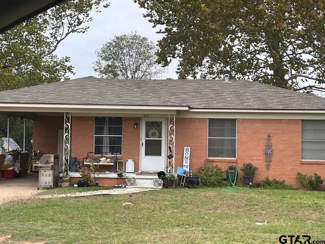 802 & 804 E Hubbard St, Lindale, TX 75771