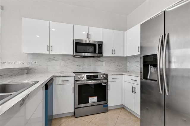 16398 SW 27th St, Miramar, FL 33027
