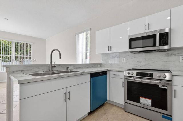 16398 SW 27th St, Miramar, FL 33027