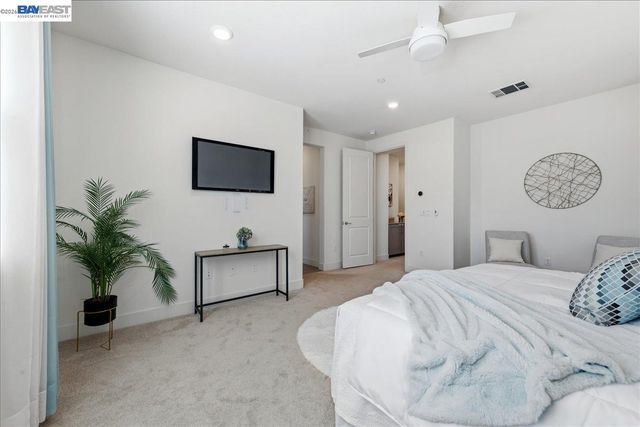 4052 Knightstown St, Dublin, CA 94568