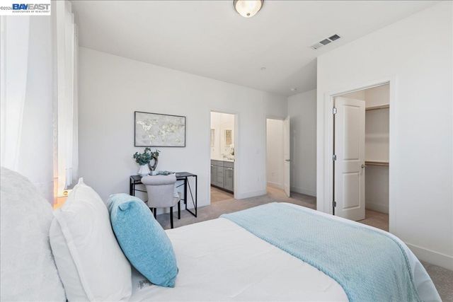 4052 Knightstown St, Dublin, CA 94568