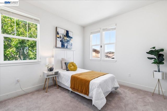4052 Knightstown St, Dublin, CA 94568