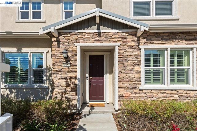 4052 Knightstown St, Dublin, CA 94568