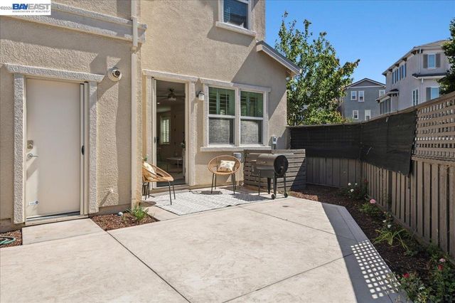 4052 Knightstown St, Dublin, CA 94568