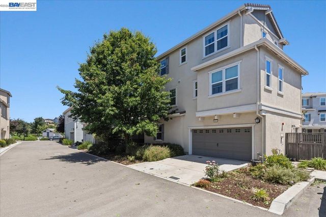 4052 Knightstown St, Dublin, CA 94568