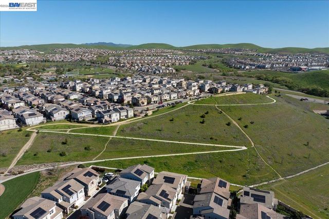 4052 Knightstown St, Dublin, CA 94568