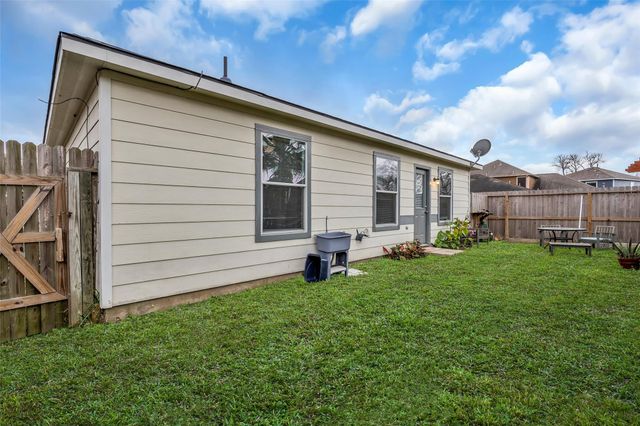 9327 Delicado Drive, Humble, TX 77396