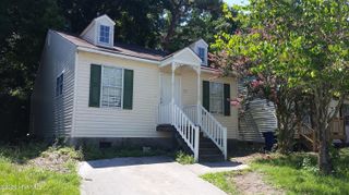 717 Varsity Drive, Wilmington, NC 28403